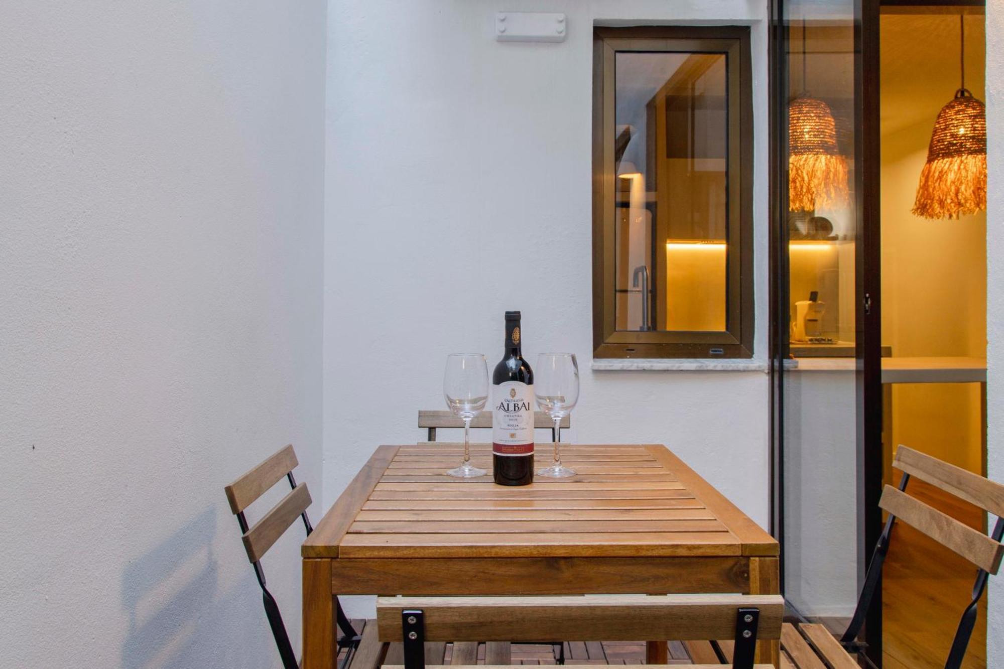Apartamento Acogedor Frente A Mercat Central Valencia Exterior photo
